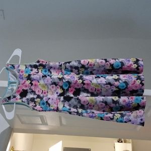 Size14, Polyester 95% & 5% Spandex